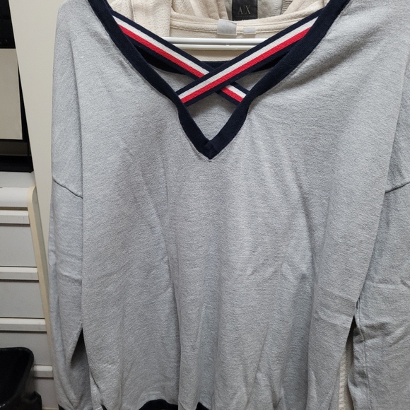 Tommy Sweater Top X-Large - Picture 7 of 7